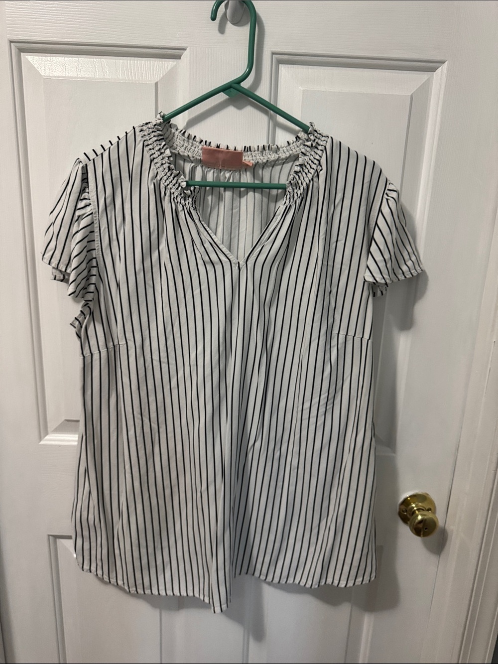 EVRI White Short Sleeve V-Neck Striped Blouse